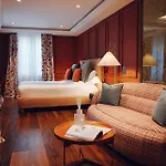 Eight 5* Portofino