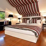 Eight 5* Portofino