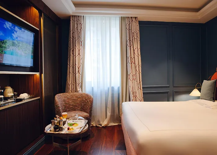 Eight Hotel 5*