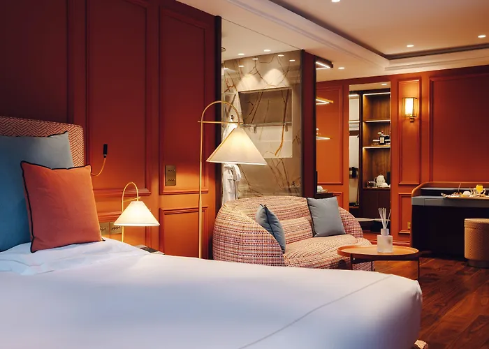 Eight Hotel