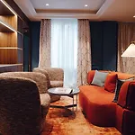 Eight 5* Portofino