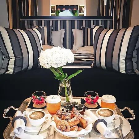 Eight Hotel