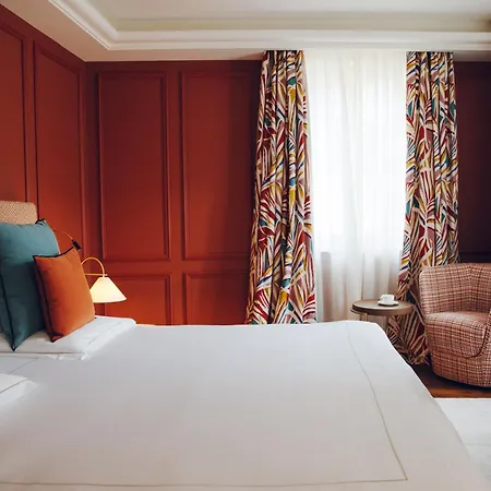Eight Hotel 5*