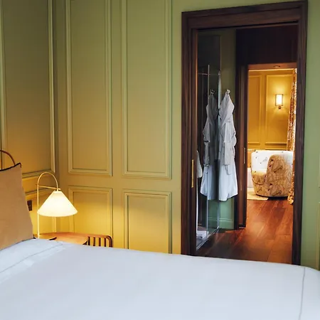 Eight Hotel 5*