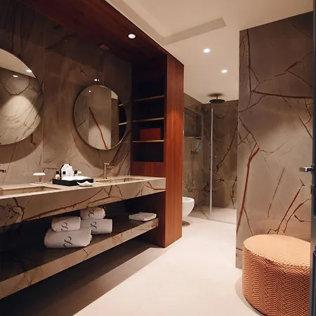 Eight Hotel 5*